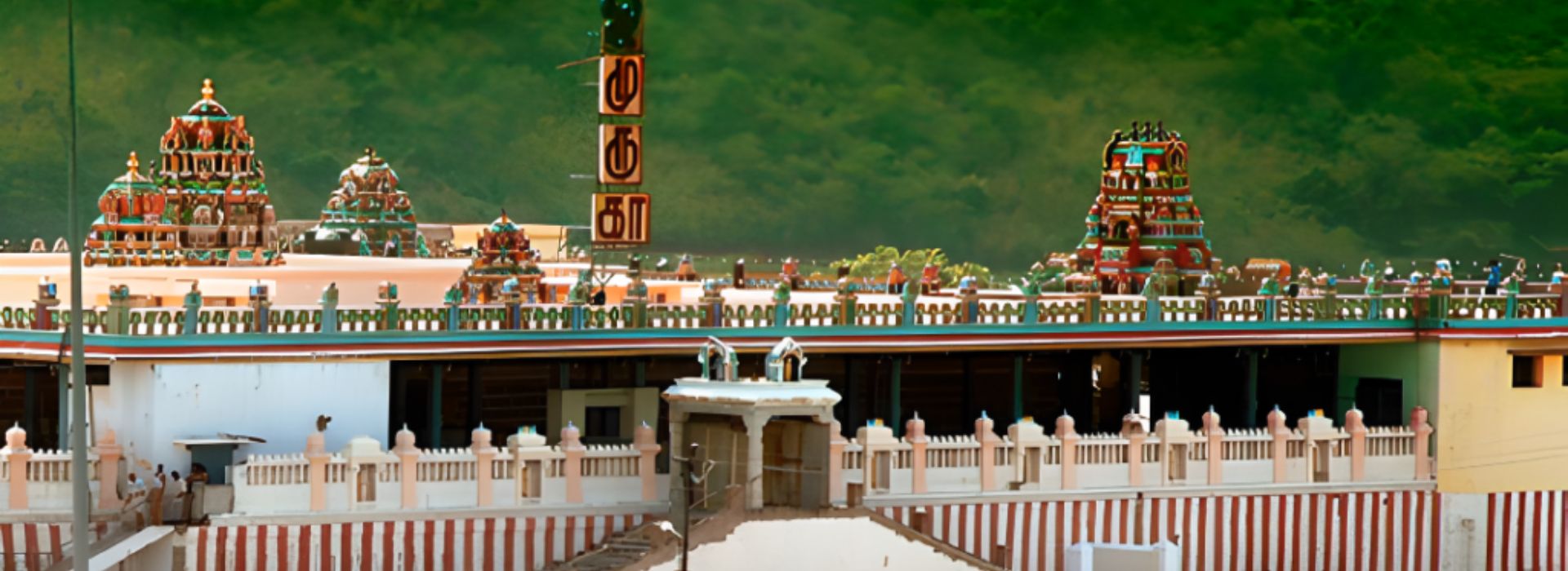 GarudaVaahan Travels – Serving Faithful Journeys